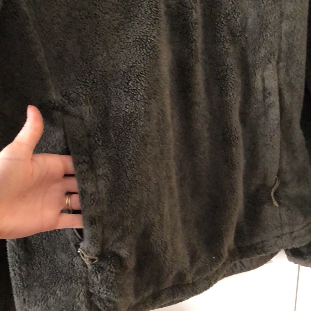 Womens North Face pullover - Picture 4 of 4